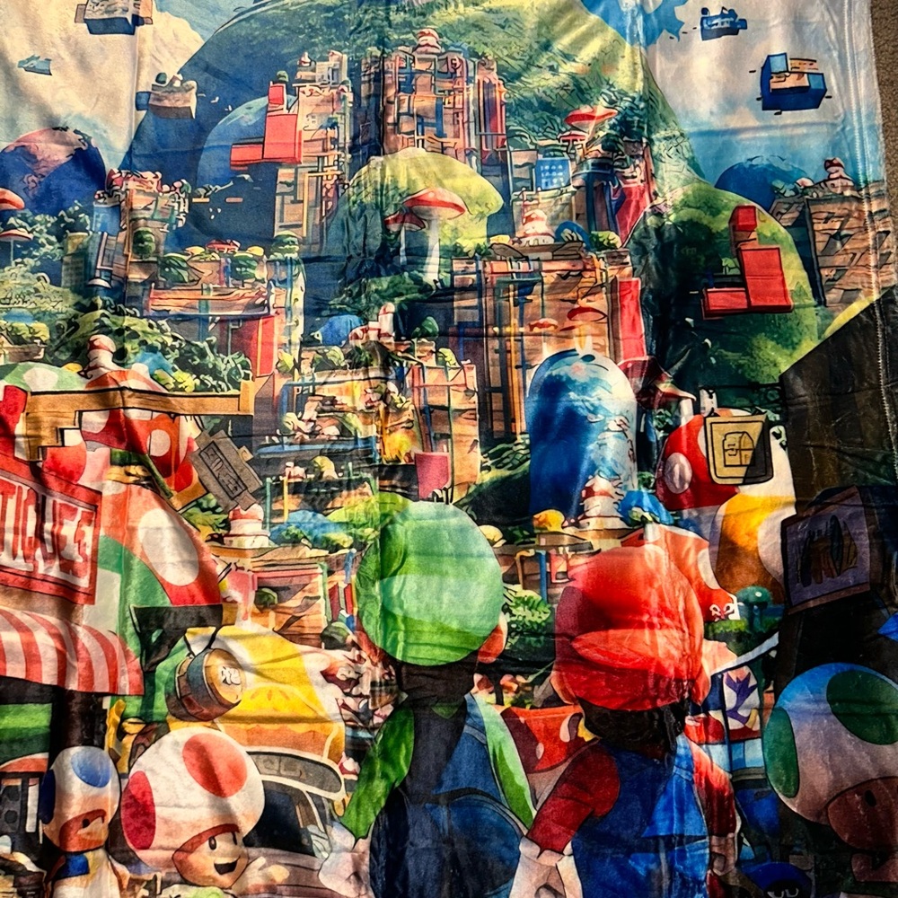 Nintendo Super Mario Cityscape throw blanket - Red, Green, Blue